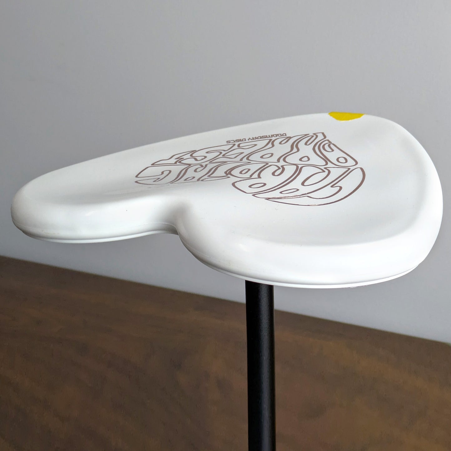 Doomsday Discs Cardiac Arrest disc golf putter heart shaped novelty flying object Rare Discs Canada - example of the warping