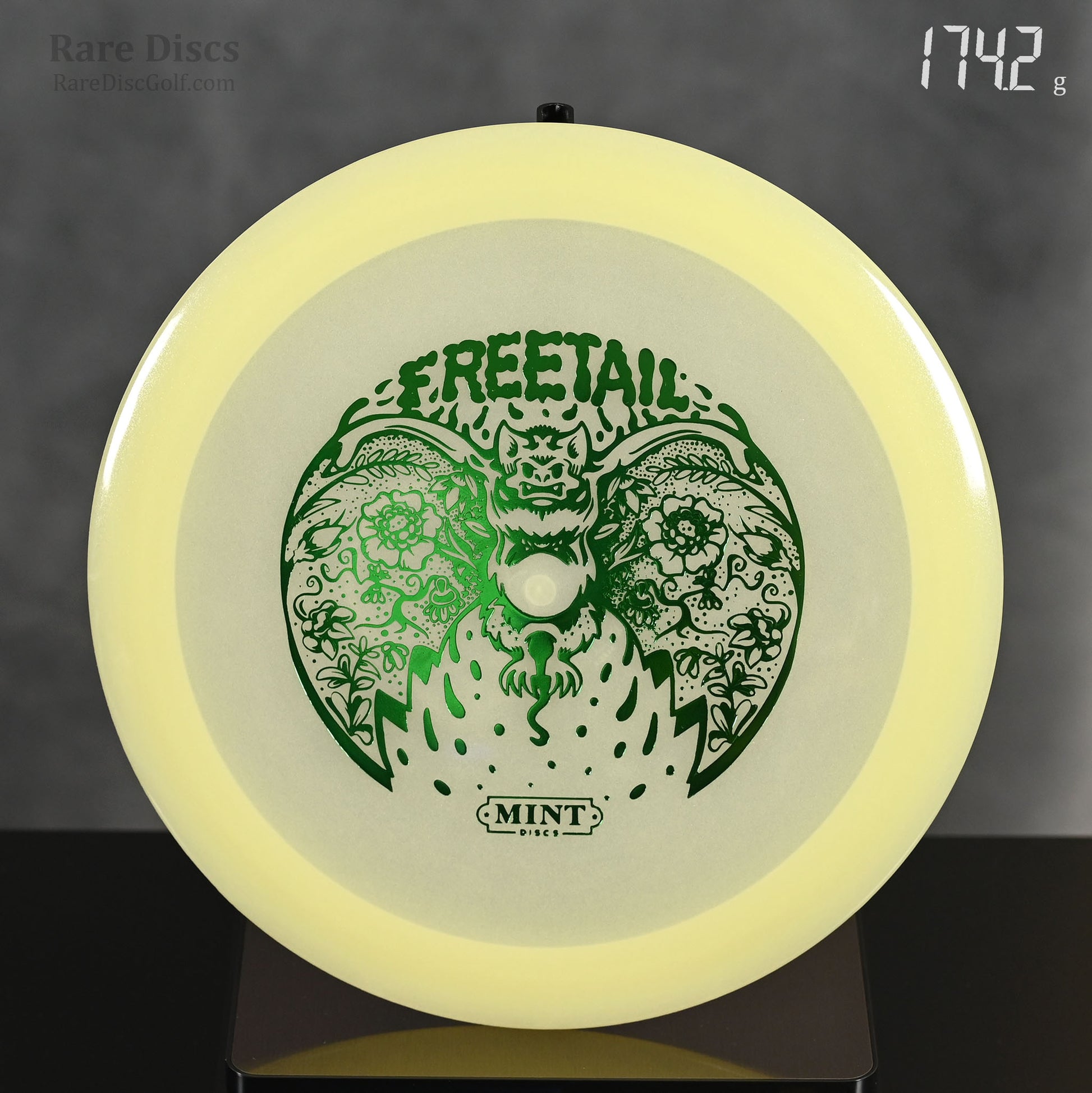 Mint Discs Freetail flippy distance driver in glow plastic with bat stamp rare discs canada