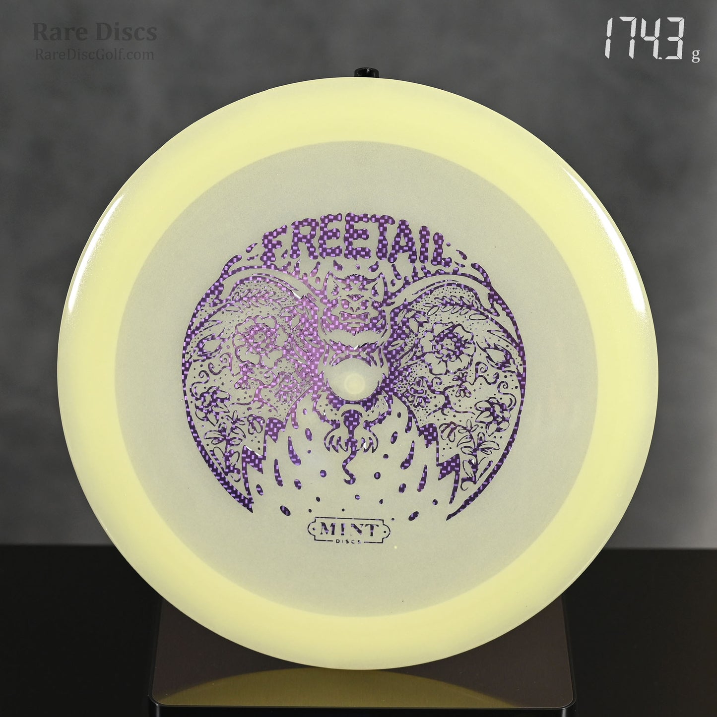 Mint Discs Freetail flippy distance driver in glow plastic with bat stamp rare discs canada