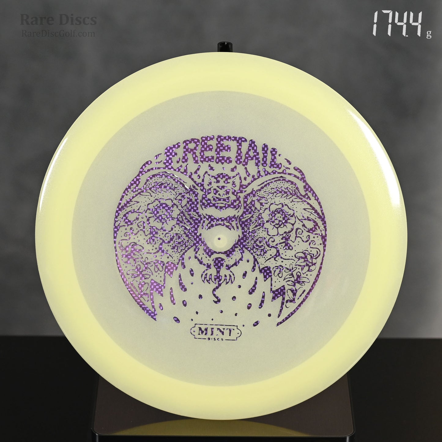 Mint Discs Freetail flippy distance driver in glow plastic with bat stamp rare discs canada