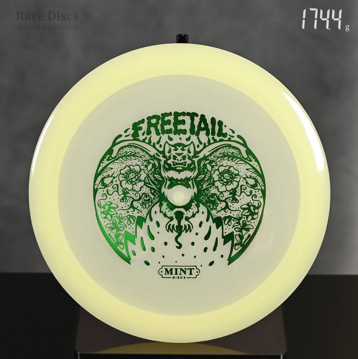 Mint Discs Freetail flippy distance driver in glow plastic with bat stamp rare discs canada