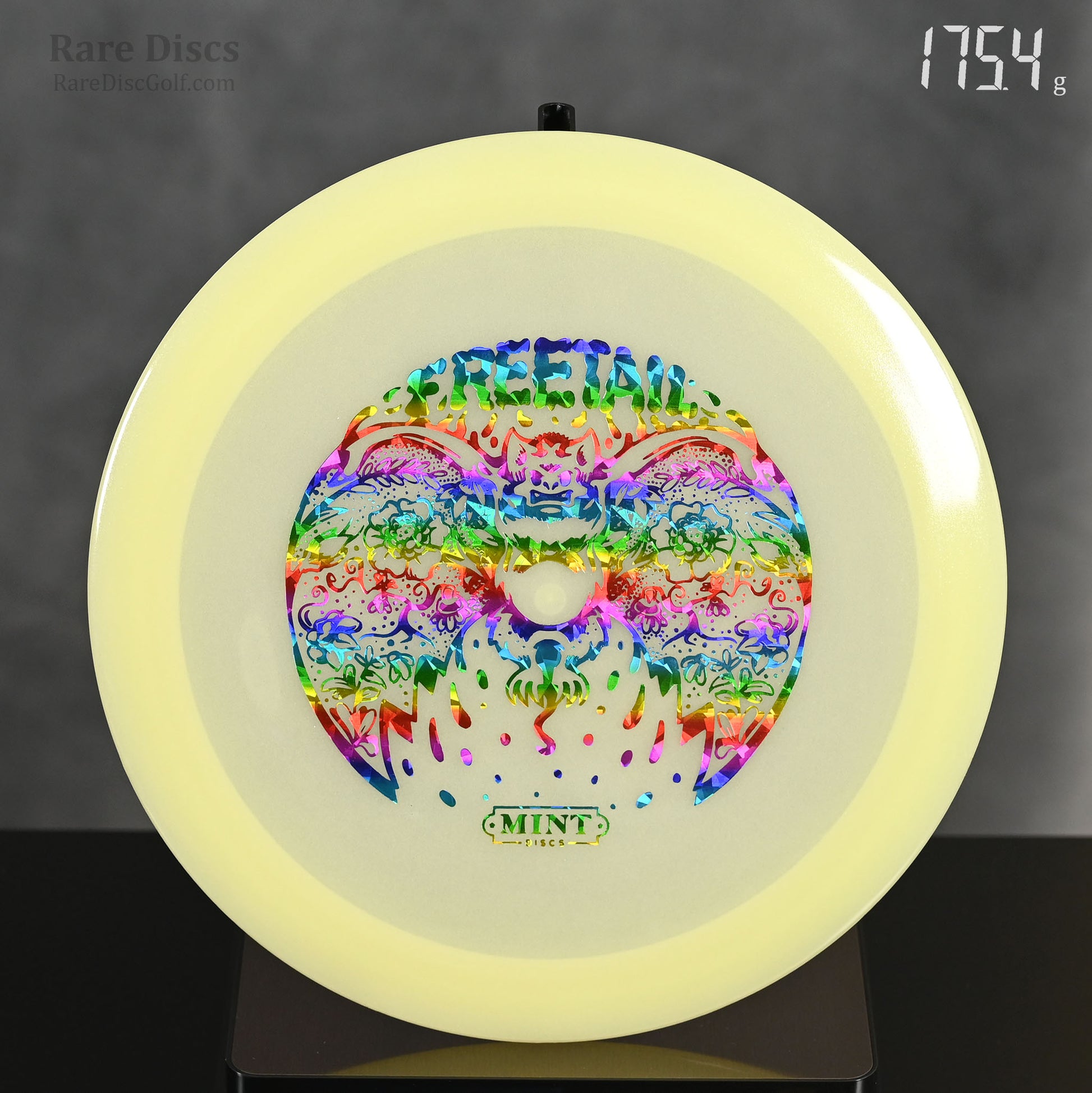 Mint Discs Freetail flippy distance driver in glow plastic with bat stamp rare discs canada