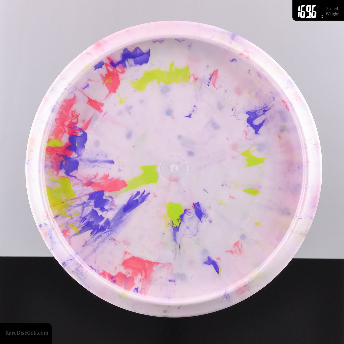 Yikun Hammer - Inner Colour. Top down view of the disc. 